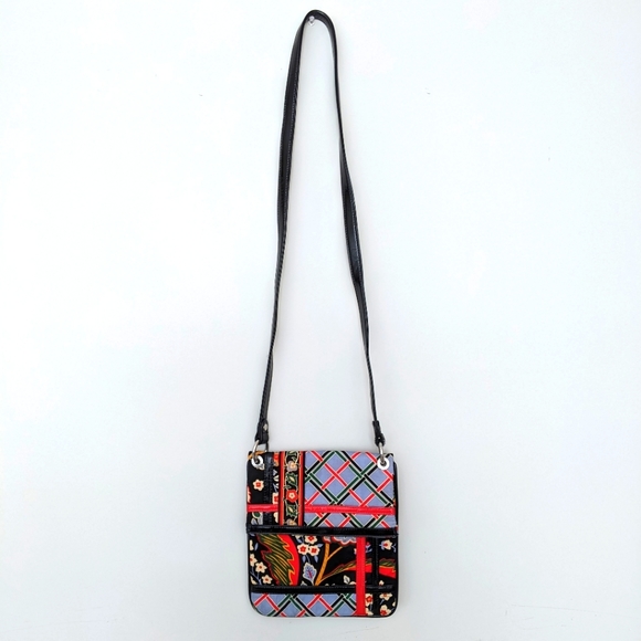 Vera Bradley Handbags - Leaving Soon Vera Bradley 2010 Versailles Pattern Crossbody Purse